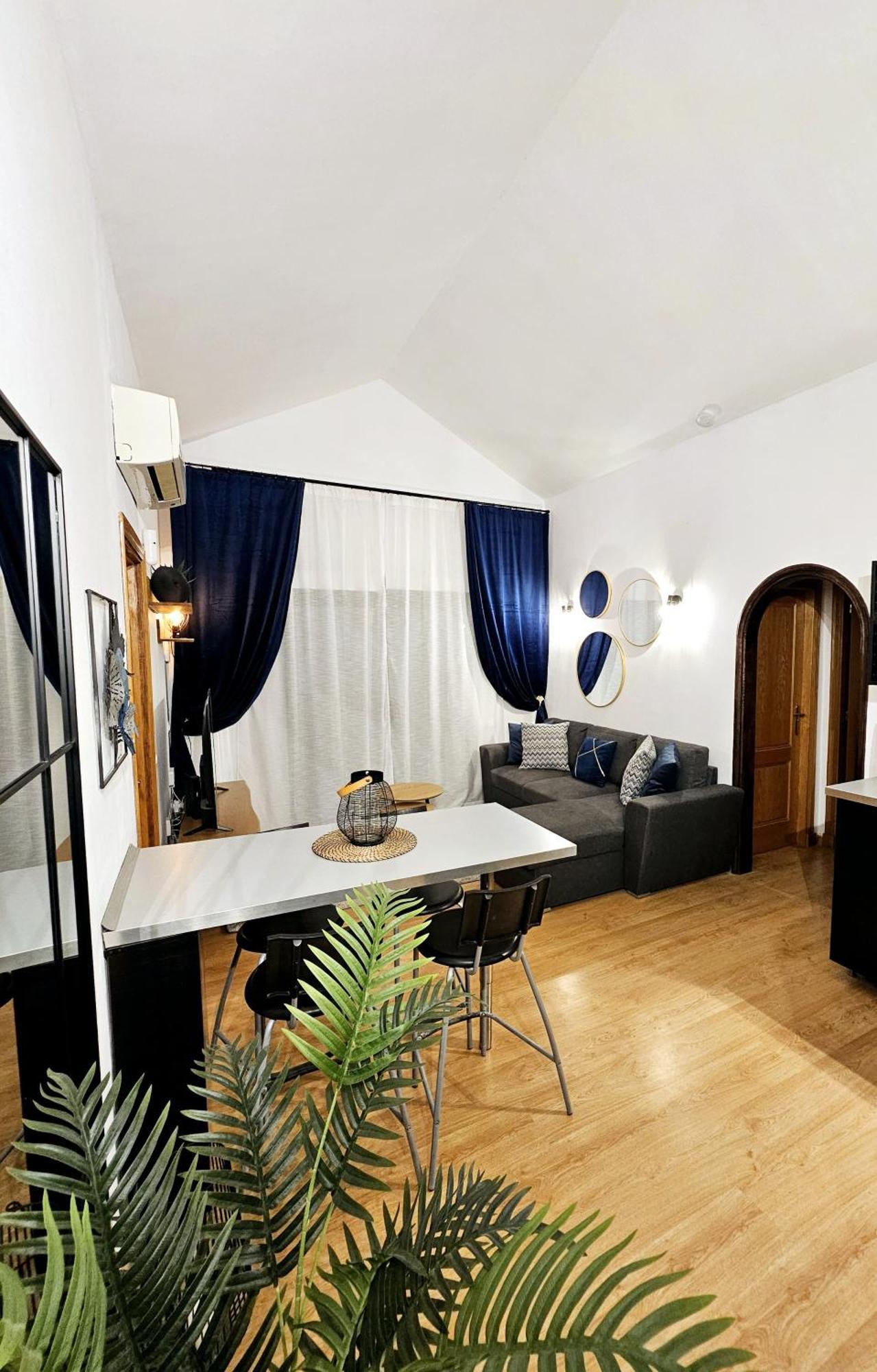 Hdfm Collection - Apartment